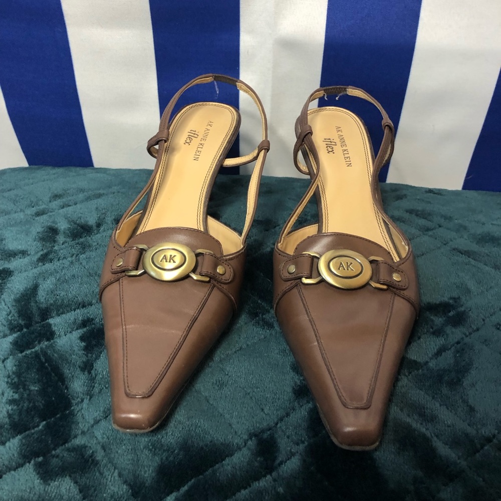 Anne Klein leather pointed toe heels.